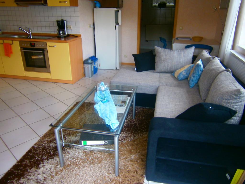 Eifeler Ferienwohnung Nettersheim Zimmer foto